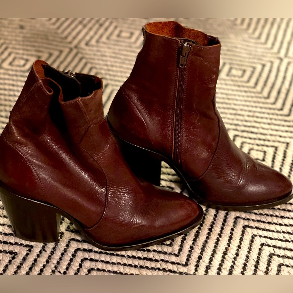 Leather Booties - L’Intervalle